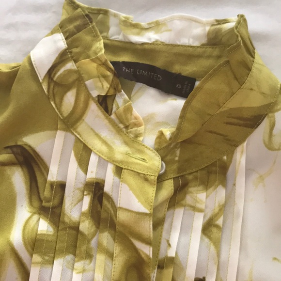 The Limited Sleeveless Top - Picture 2 of 2